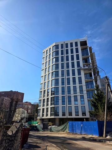 Родини Барвінських вул., 16