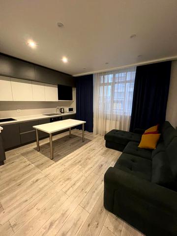 Європейського Союзу просп. (Правди), 41-Г