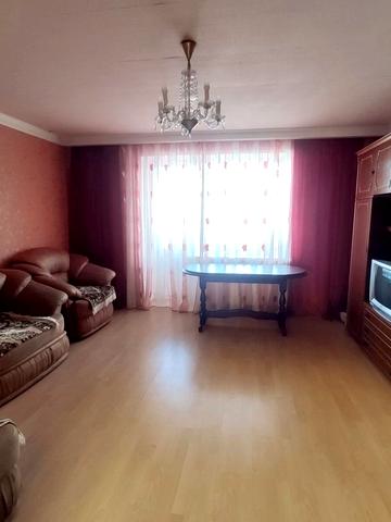 Осіння вул., 13-Б