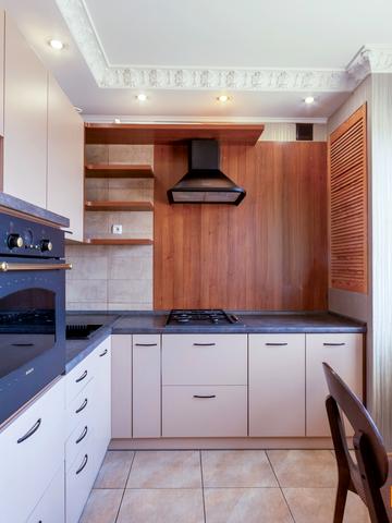 Південна вул., 15