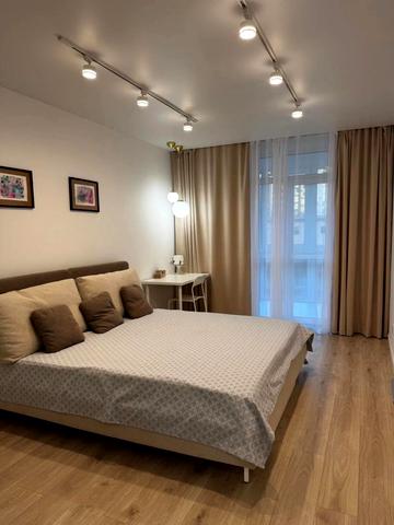 Зелена вул., (Будинок 6)