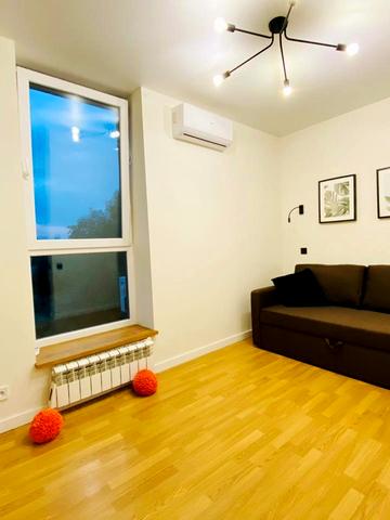 Мелетія Смотрицького вул. (Пожарського), (Будинок 1)