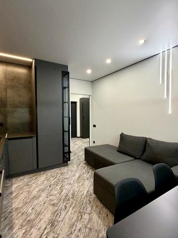 Юліана Пелеша вул., 3