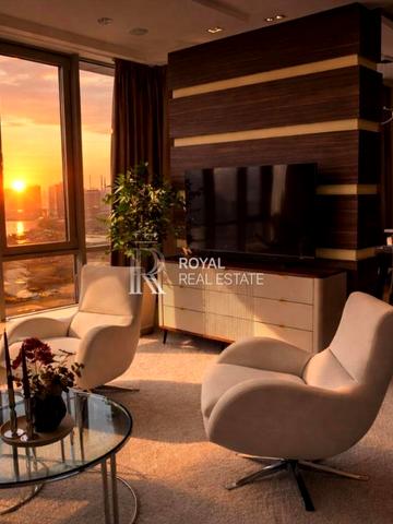 Дніпровська набережна вул., 14