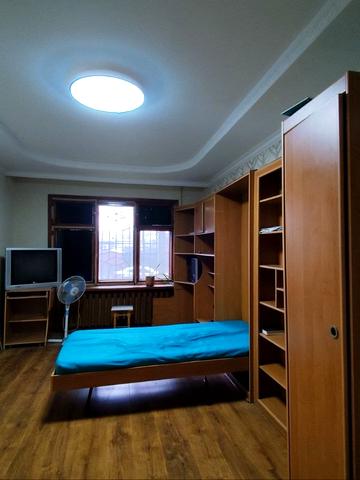 Бреуса вул., 26