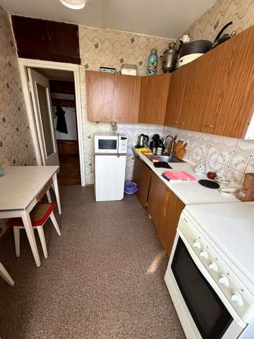 Половецька вул., 16