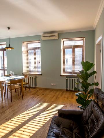 Борисоглібська вул., 16-Б