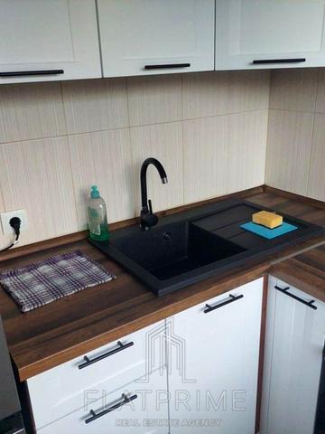 Кубанської України вул. (Маршала Жукова), 33