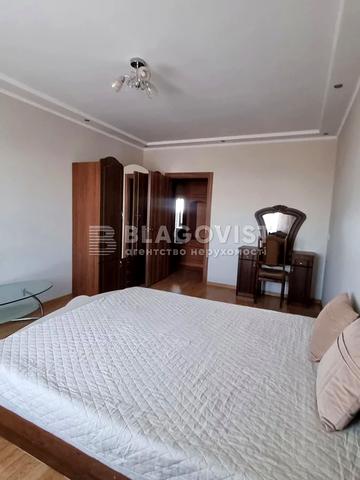 Григорія Ващенка вул., 3