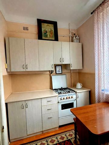 Василя Аксенина вул. (Михайла Фрунзе), 1-А