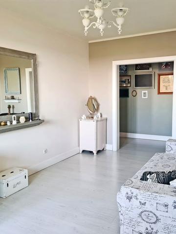 Милославська вул., 8