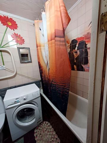 Полонської-Василенко вул. (Желваківського), 6-Б