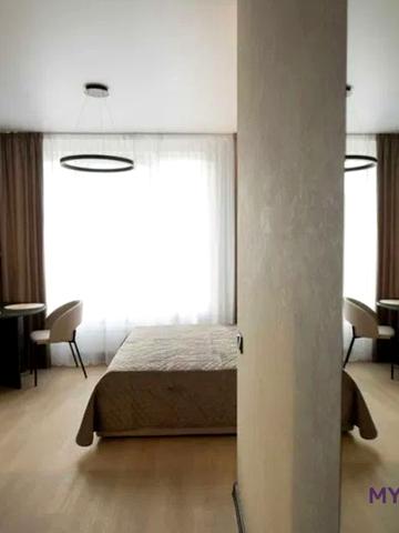 Лукянівська пл., (Будинок)