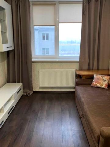 Тернопільська вул., 10