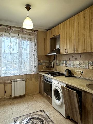 Лісківська вул., 8/24