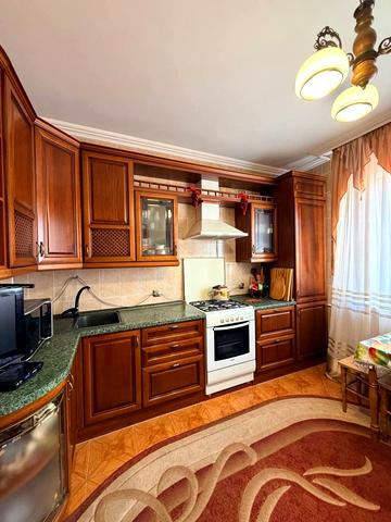 Городня вул., 10