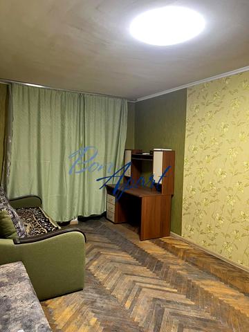 Вишгородська вул., 44