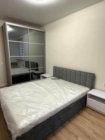 Івана Пулюя вул., 40/14