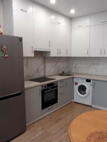 Каховська вул., 62