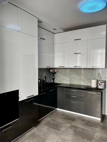 Супутника вул., 6