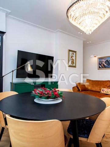 Дегтярівська вул., 17 к1