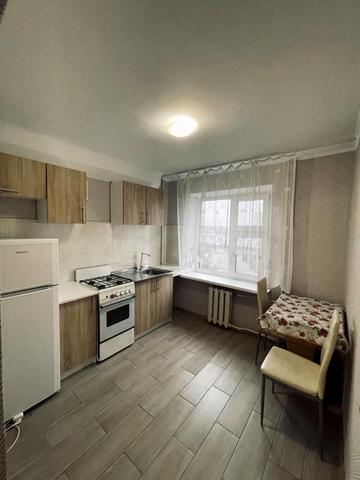 Автозаводська вул., 48