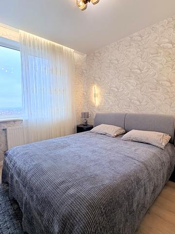 Перлинна вул., 12