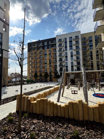 Садова вул., 77 к2