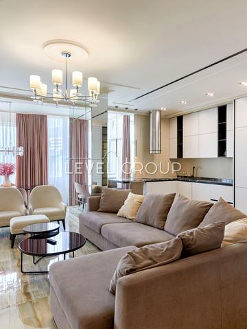 Василя Тютюнника вул. (Анрі Барбюса), 37/1