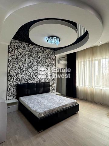 Переяславська вул., 23 к2