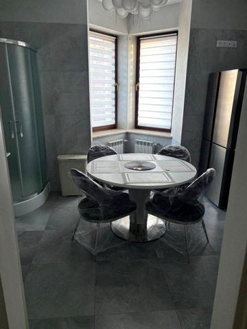 Аральська вул., 19