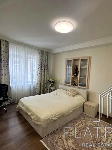 Златопільська вул., 4