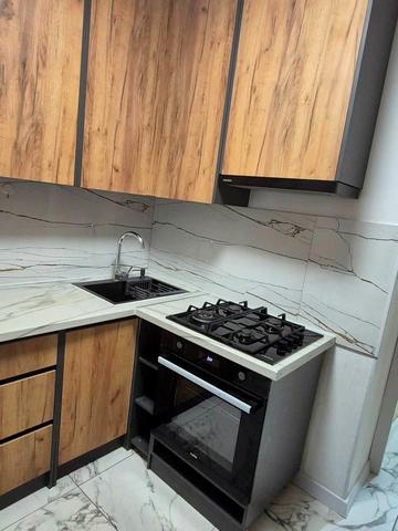 Миропільська вул., 3