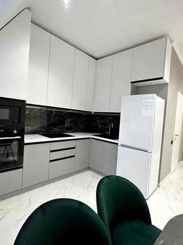 Варшавська вул., 103