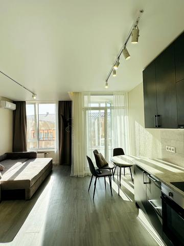 Березнева вул., 16 к4