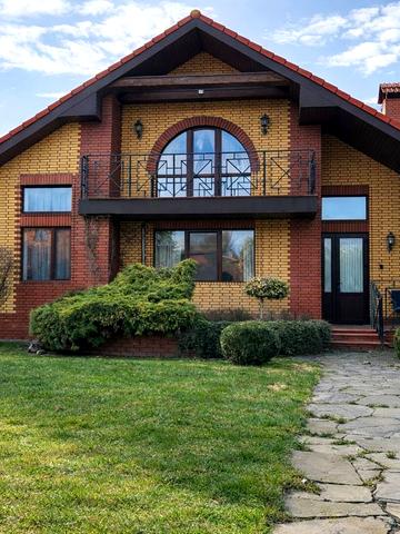 Виноградна вул.