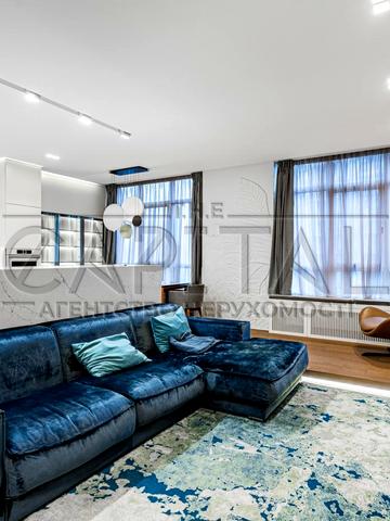 Джона Маккейна вул. (Івана Кудрі), 7