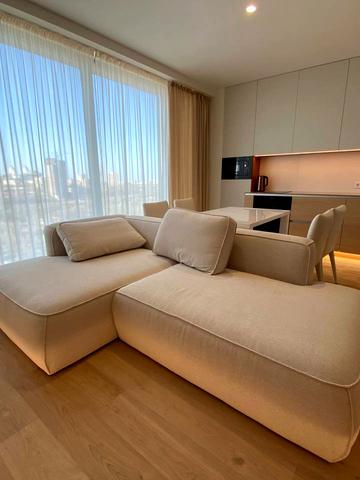 Набережна Перемоги вул., 7