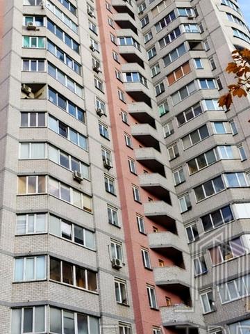 Здолбунівська вул., 3-Г