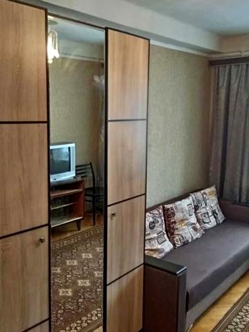 Дарницький бульв., 15