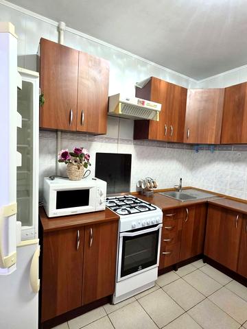 15 Квітня вул., 9