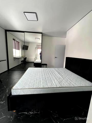 Леоніда Перфецького вул., (Будинок)