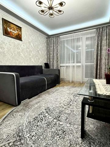 Володимира Великого вул. (Артема), 69