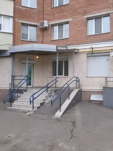 Олександра Бідного вул., 1