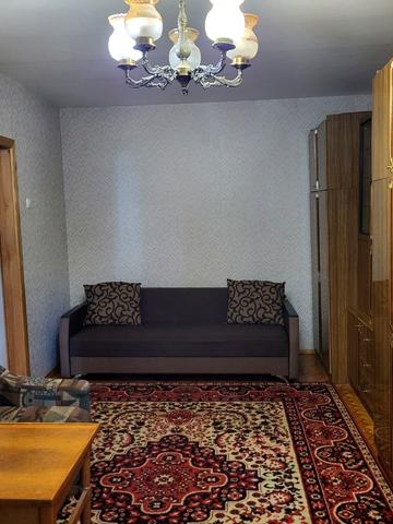 Вацлава Гавела бульв. (Івана Лепсе), 77