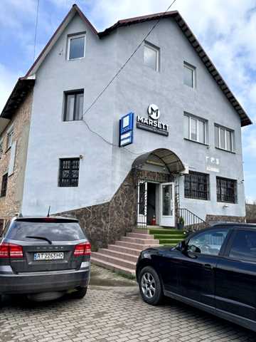Миколи Леонтовича вул., 4А