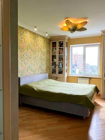 Машинобудівників вул., 15-Б