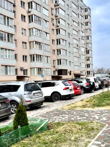 Лосівський пров., 4