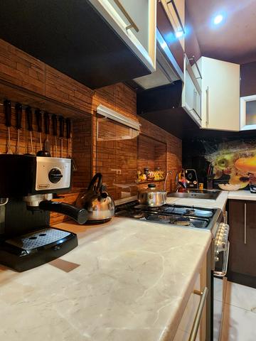 Володимира Винниченка вул., 3