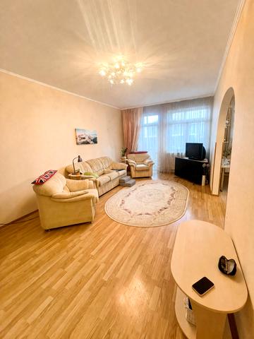 Євгена Коновальця вул. (Щорса), 36-Б